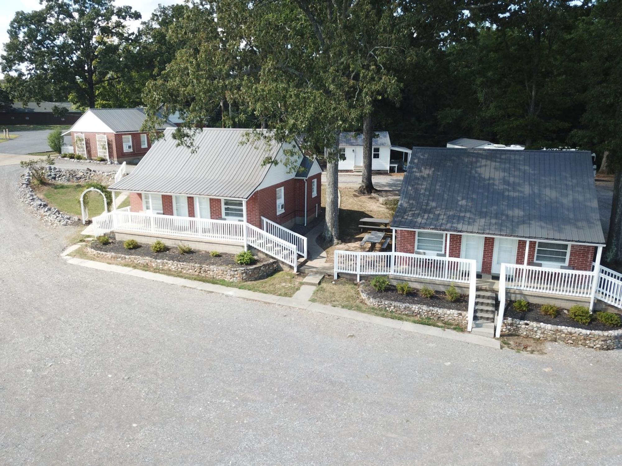 Early American Motel Aurora Luaran gambar