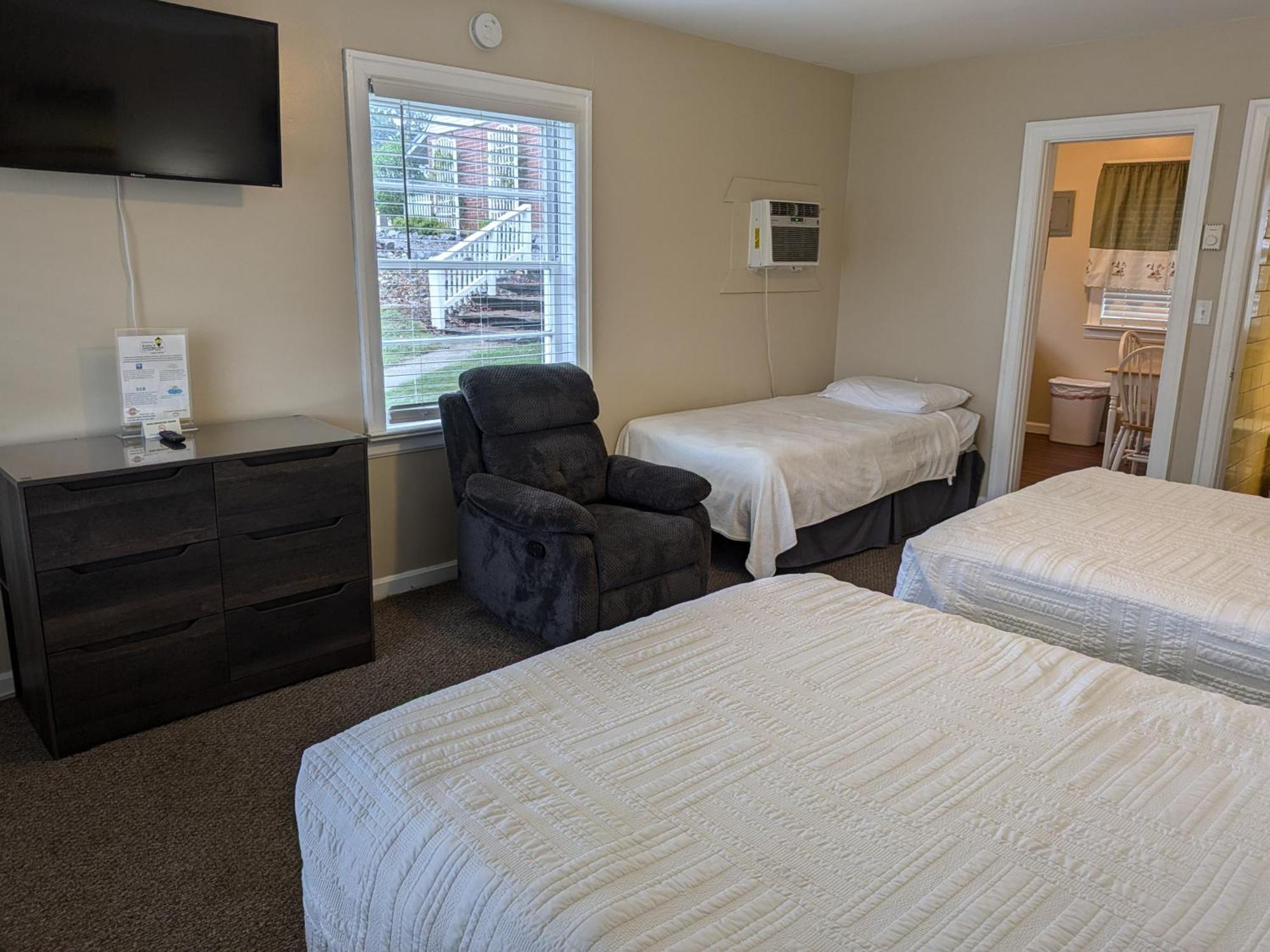 Early American Motel Aurora Luaran gambar